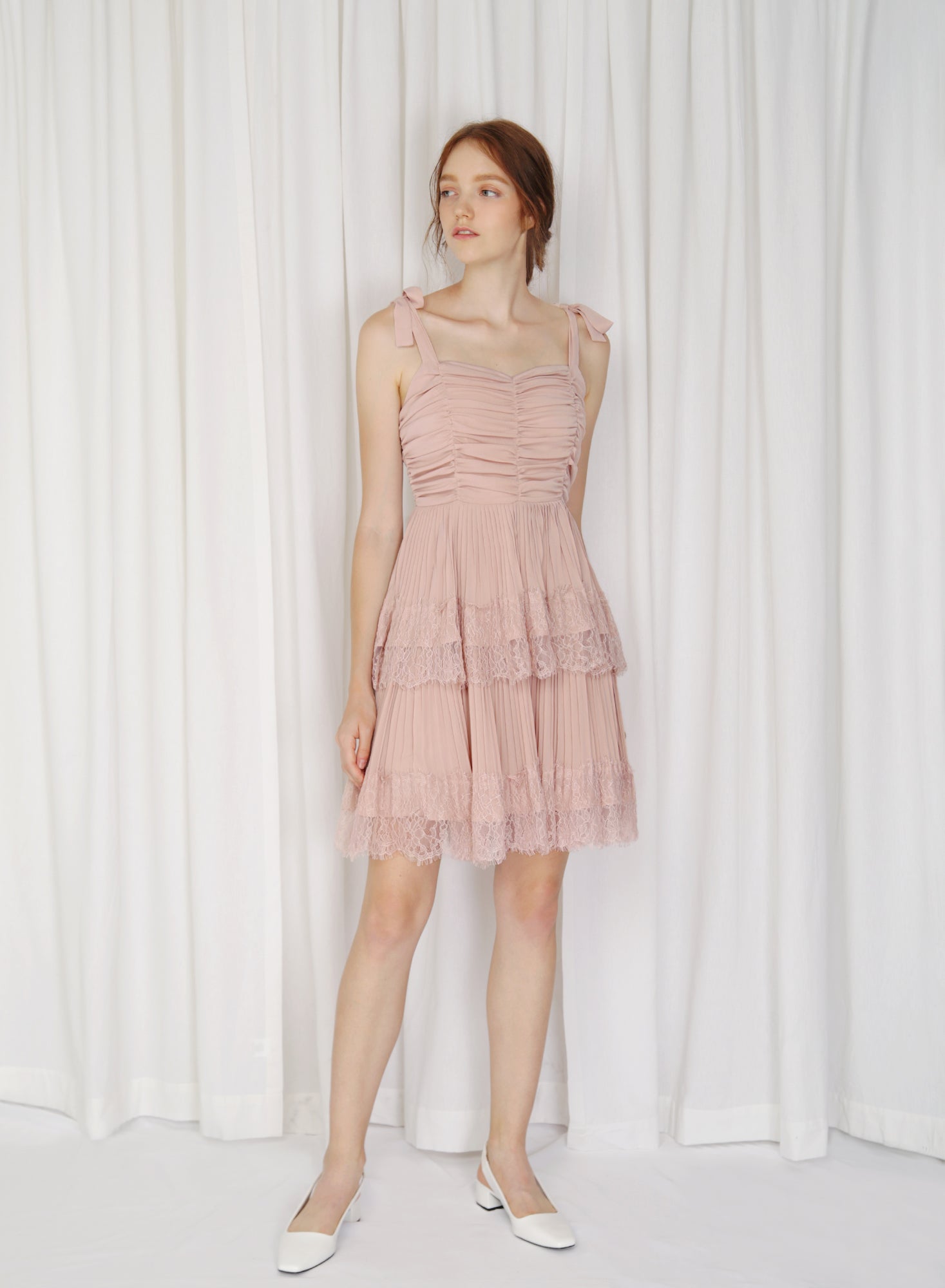 Fractus Lace Trim Pleated Dress (Blush)