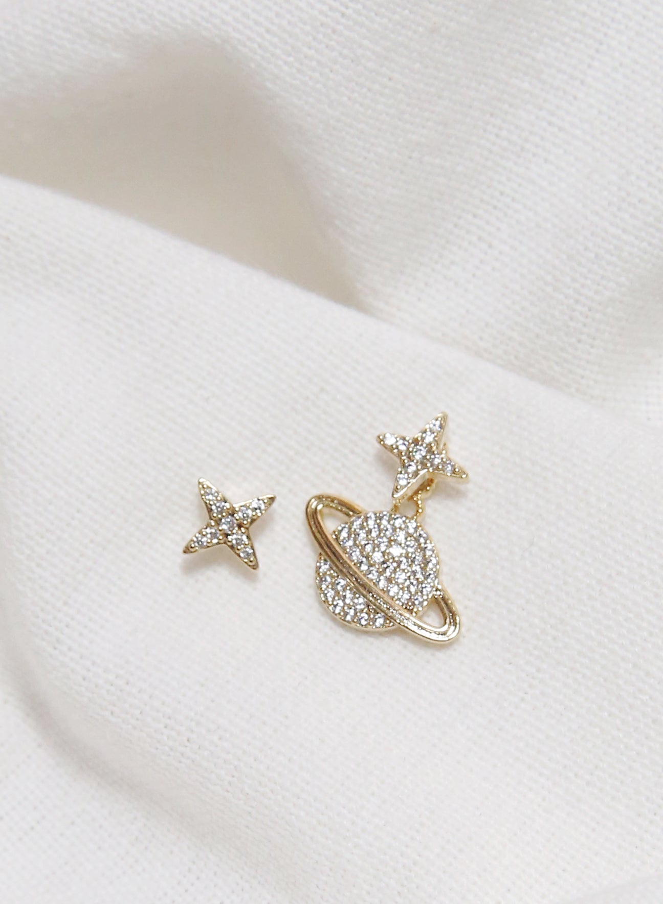 Diamante Saturn Gold Earrings
